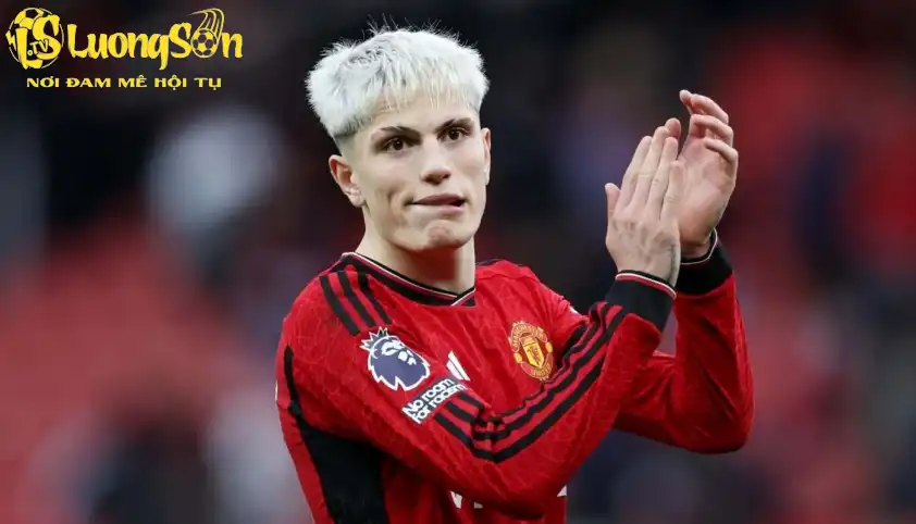 Mâu thuẫn giữa Garnacho và HLV Ruben Amorim